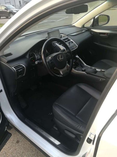 Lexus NX • 2017 • 157,000 km 6