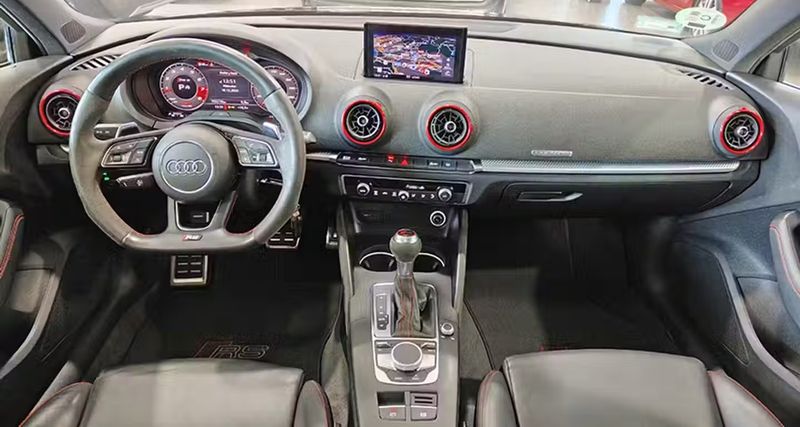 Audi RS 3 • 2019 • 102,216 km 4