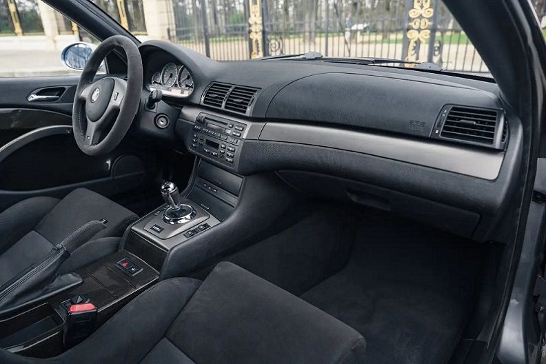 BMW M3 • 2003 • 88,000 km 5