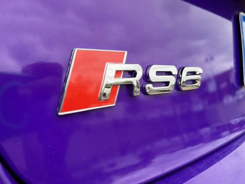 Audi RS 6 • 2013 • 211,000 km 3