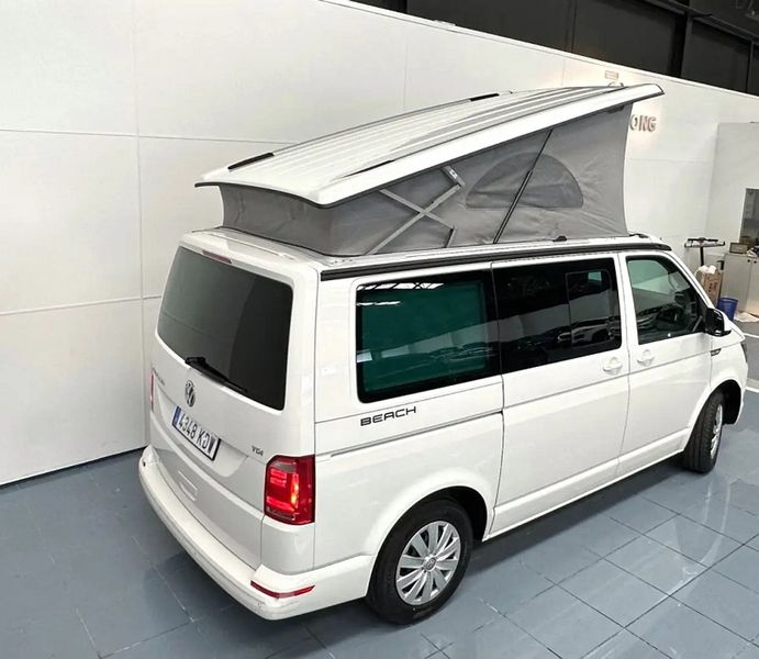 Volkswagen T5 • 2017 • 44,000 km 12