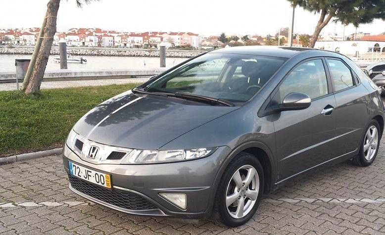 Honda Civic • 2010 • 190,000 km 1