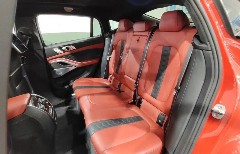 BMW X6 • 2020 • 166,679 km 6