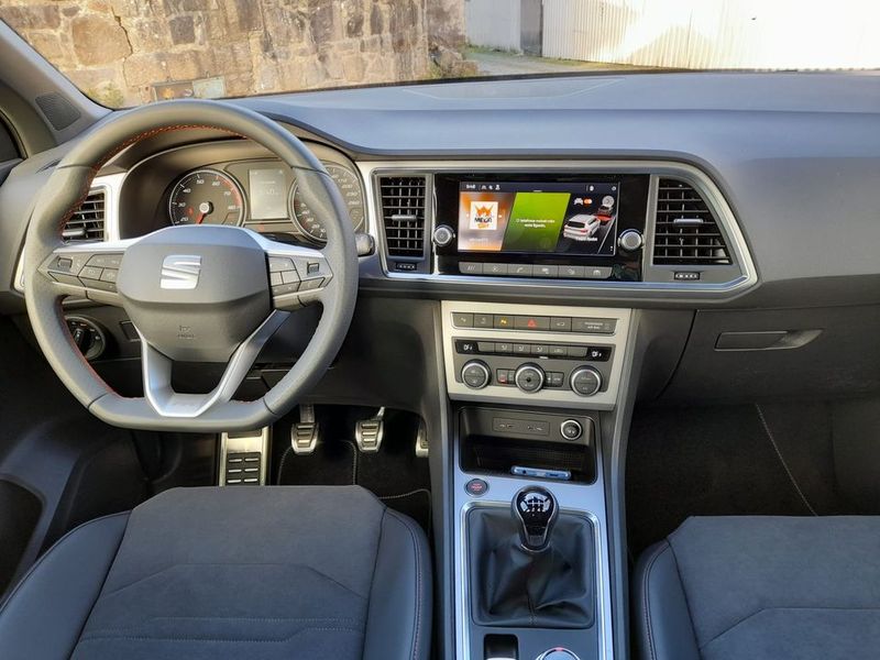 Seat Altea • 2022 • 12,000 km 4
