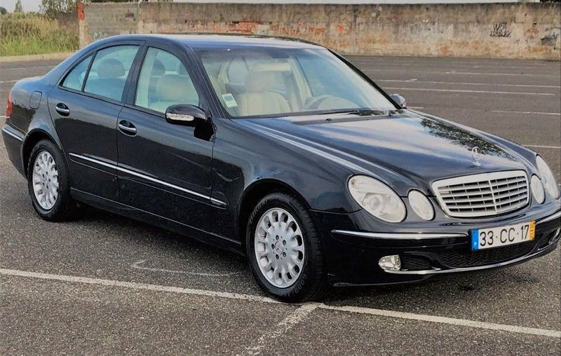 Mercedes-Benz E • 2004 • 130,000 km 1
