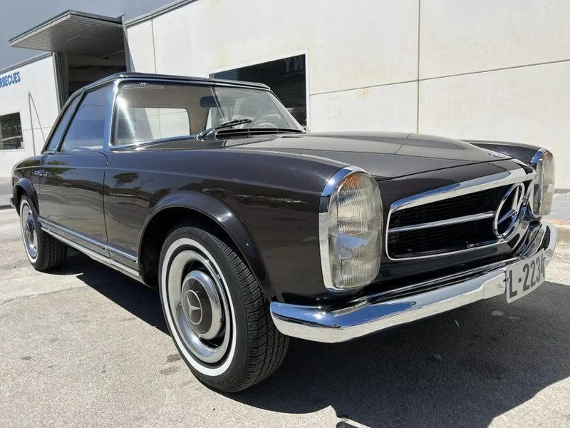 Mercedes-Benz SL • 1963 • 90,000 km 5