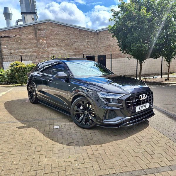 Audi Q8 • 2019 • 49,000 km 5