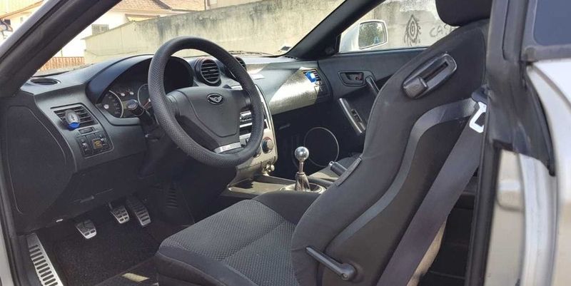 Hyundai Coupé • 2002 • 220,000 km 5