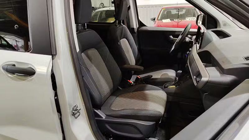 Ford Tourneo Connect • 2024 • 3,983 km 14