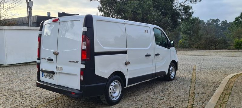 Renault Scénic • 2016 • 89,000 km 7