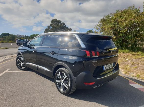 Peugeot 5008 • 2020 • 146,000 km 2