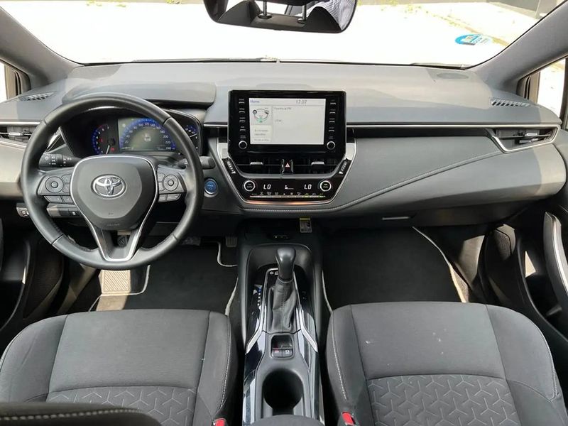 Toyota Corolla • 2019 • 42,000 km 9