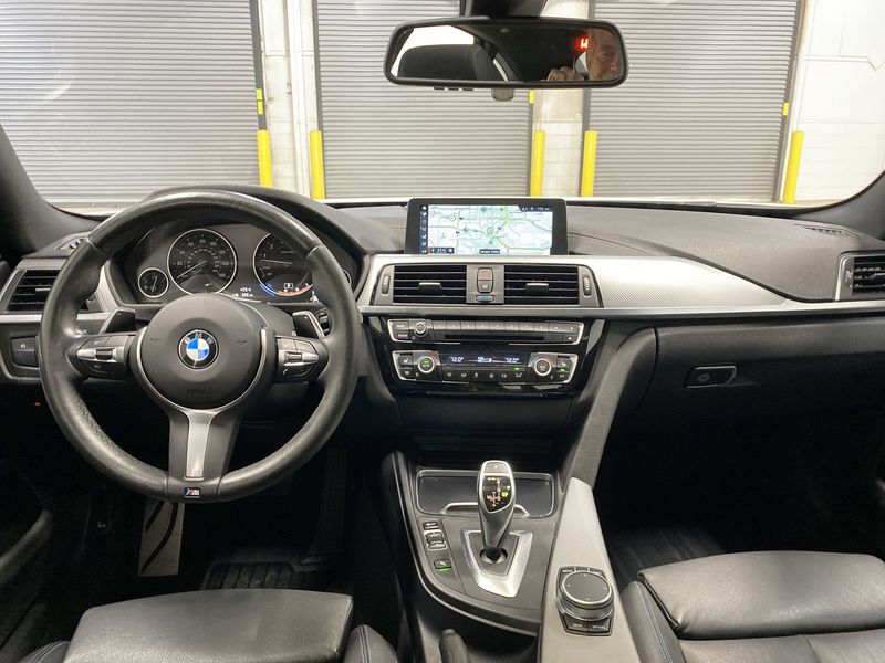BMW 4 Series • 2019 • 17,429 km 5