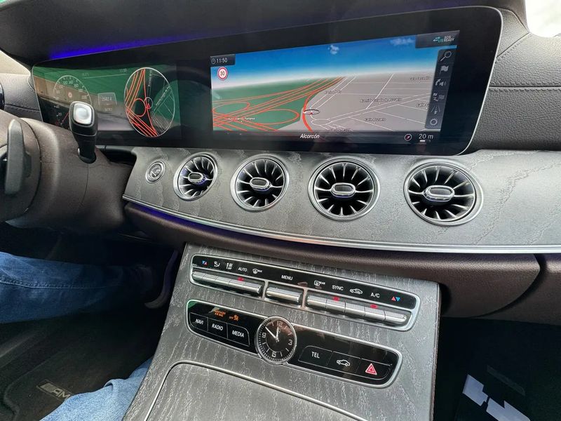 Mercedes-Benz E • 2018 • 55,000 km 9