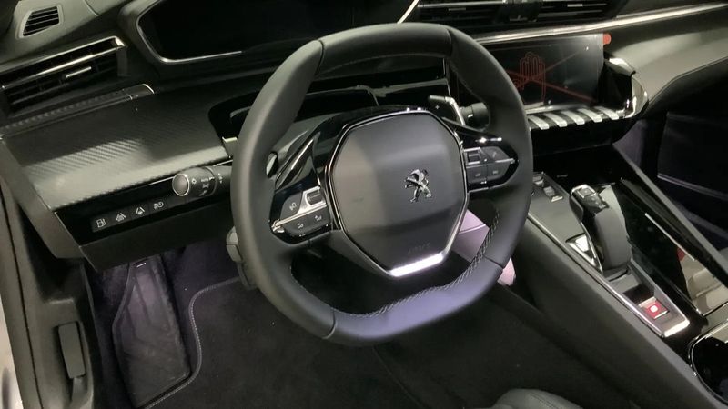 Peugeot 508 • 2023 • 21,359 km 12