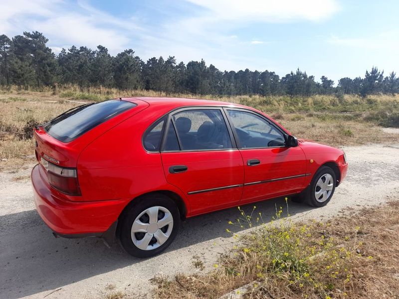 Toyota Corolla • 1992 • 265,000 km 2