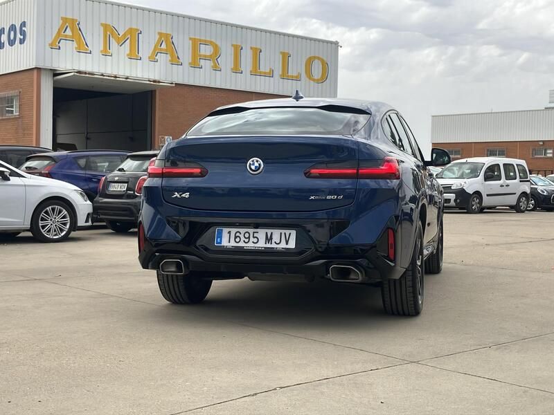 BMW X4 • 2023 • 61,611 km 4