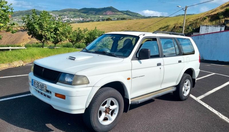 Mitsubishi Pajero • 1999 • 110,000 km 1