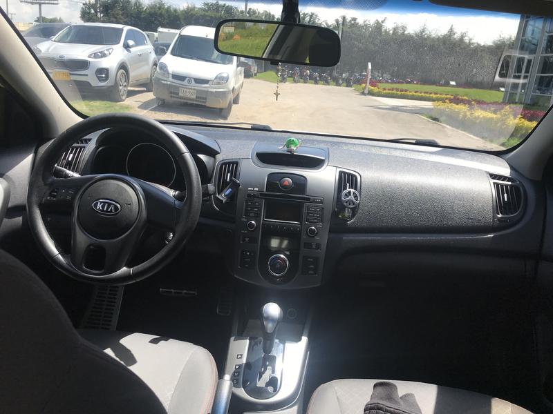 Kia Cerato • 2011 • 140,000 km 4