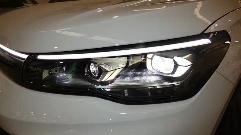 Volkswagen Tiguan • 2024 • 4,100 km 1