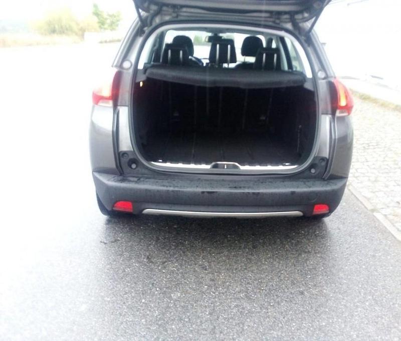 Peugeot 2008 • 2014 • 80,000 km 4