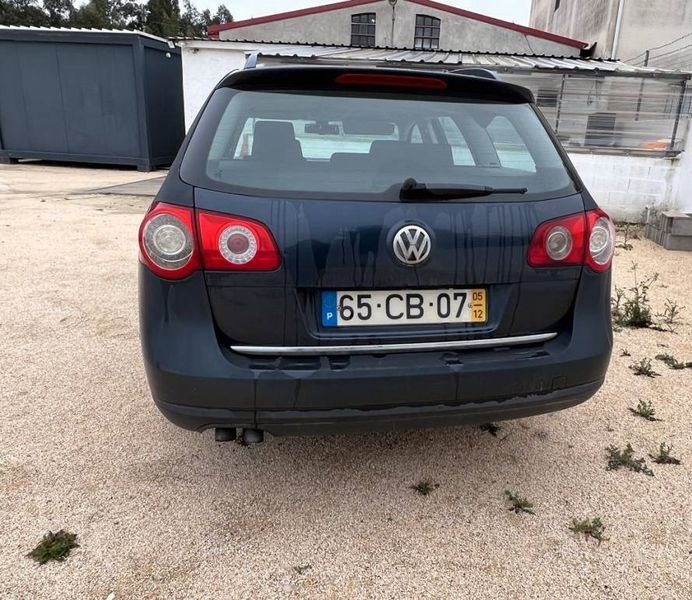 Volkswagen Passat • 2005 • 169,999 km 2