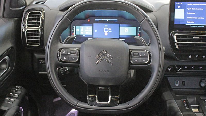 Citroën C5 • 2022 • 27,584 km 9