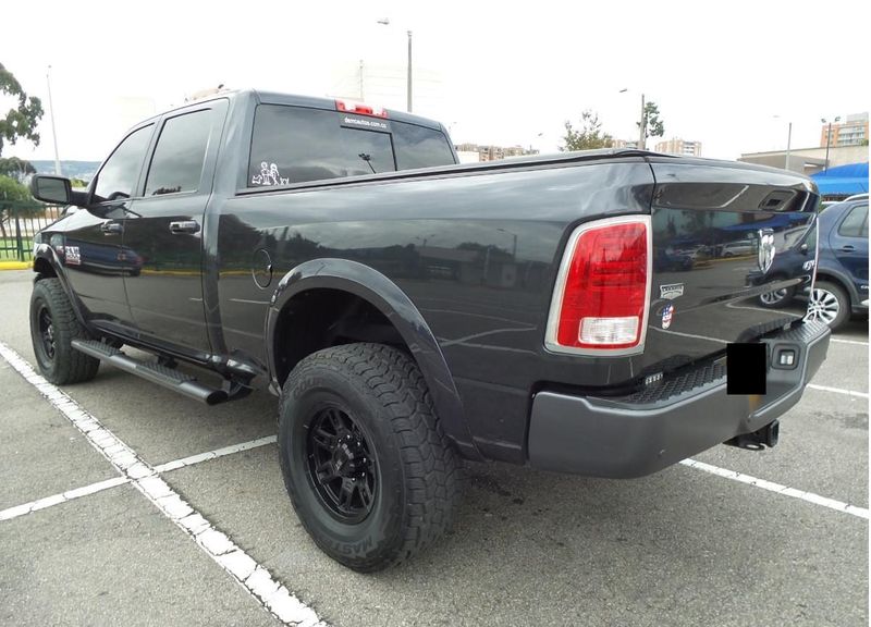 Dodge Ram Pickup 2500 • 2013 • 140,000 km 6