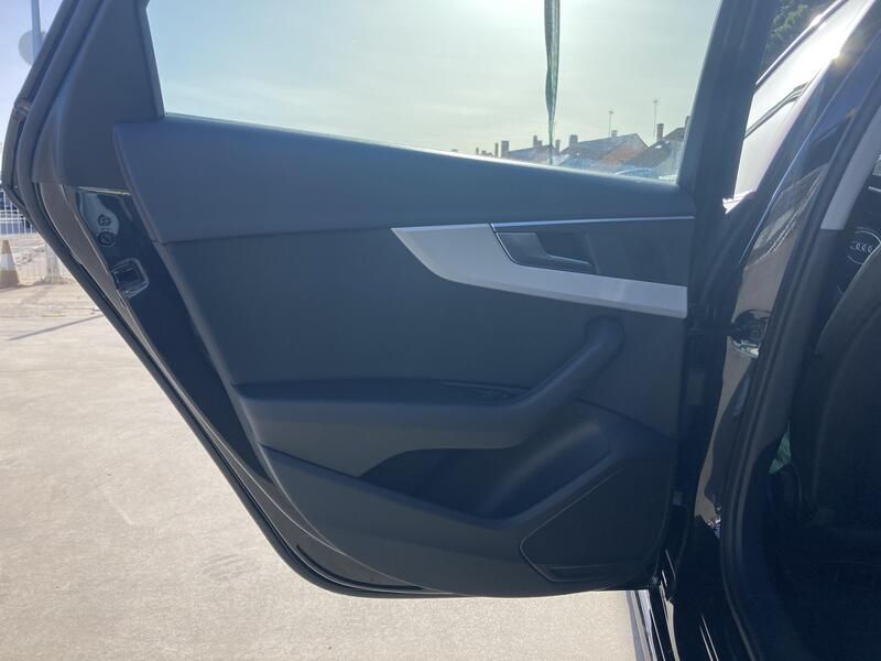 Audi A4 • 2020 • 61,000 km 8