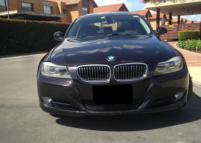 BMW 3 Series • 2010 • 150,000 km 2
