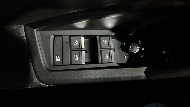Audi Q3 • 2024 • 13,924 km 6