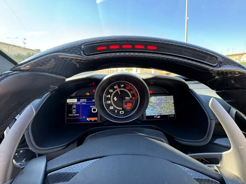 Ferrari Portofino • 2020 • 17,600 km 20