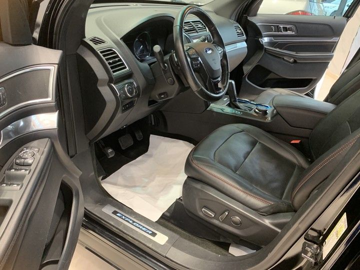 Ford Explorer • 2017 • 1 km 3