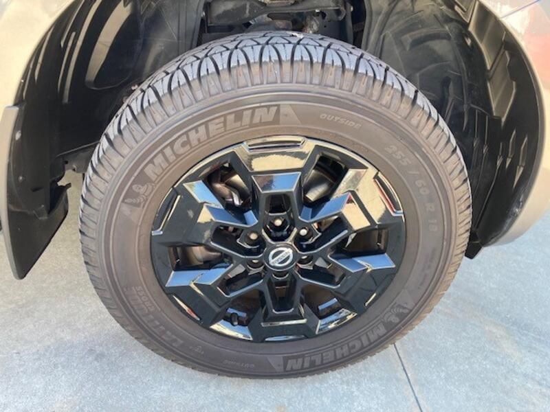 Nissan Navara • 2021 • 70,265 km 13