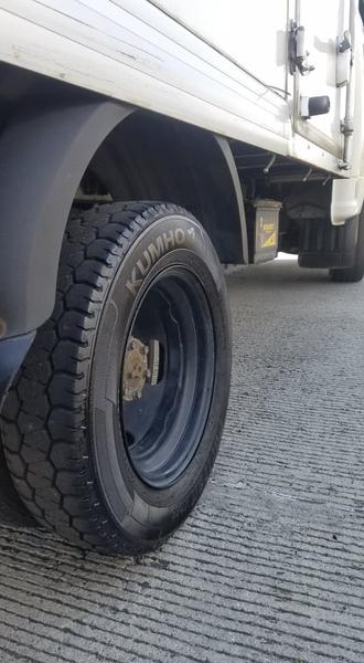 Hyundai H200 • 2014 • 69,000 km 11