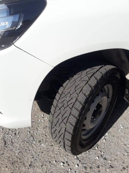 Toyota Hilux • 2017 • 63,900 km 6