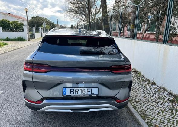 BYD S6 • 2024 • 9,900 km 2