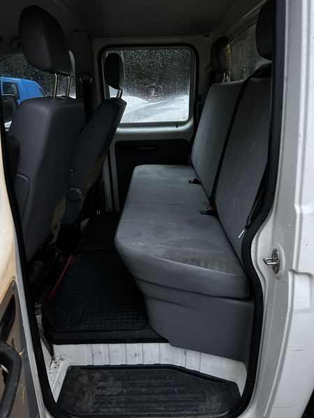 Volkswagen T5 Transporter Shuttle • 2009 • 149,000 km 4