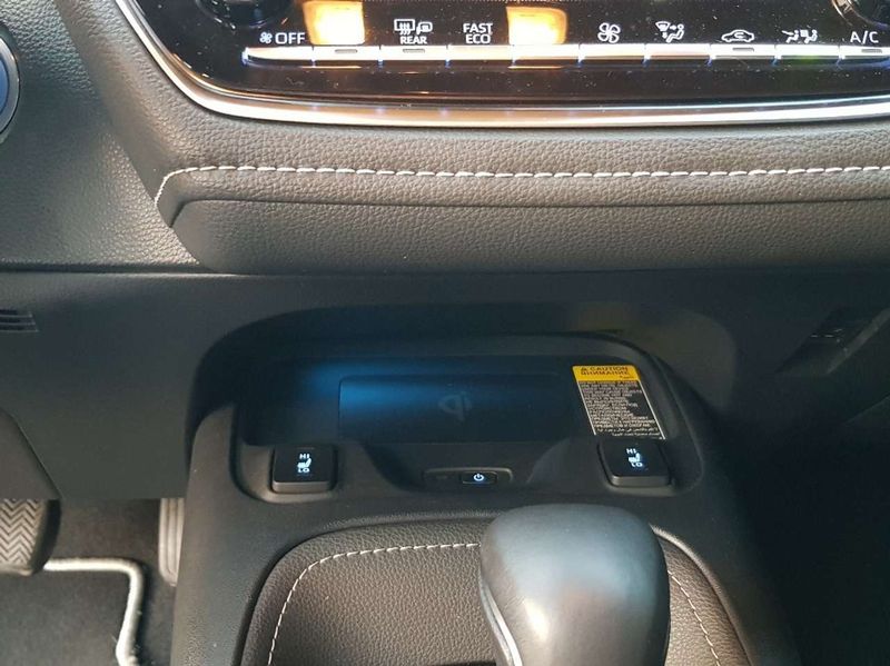 Toyota Corolla Hybrid • 2019 • 79,000 km 13