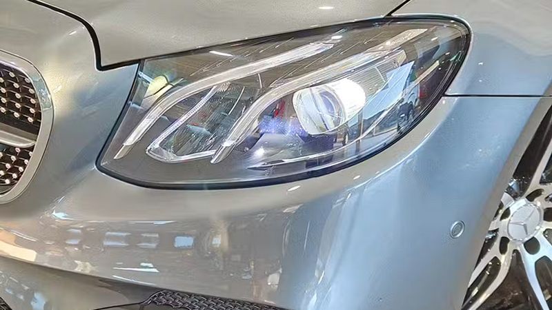 Mercedes-Benz E-Class • 2017 • 44,577 km 12