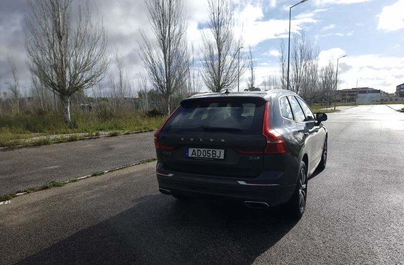 Volvo XC60 • 2020 • 90,000 km 2