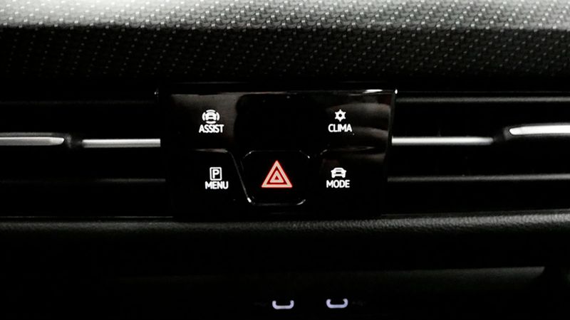 Volkswagen Golf • 2021 • 91,897 km 38