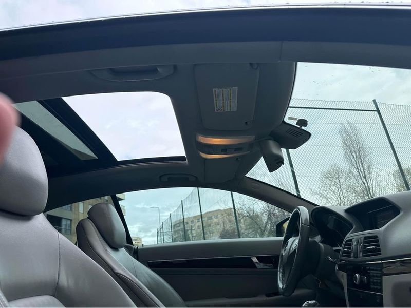 Mercedes-Benz E Coupé • 2010 • 230,000 km 3