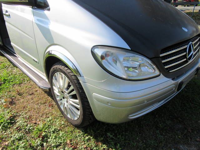 Mercedes-Benz 210 Van • 2007 • 205,000 km 4