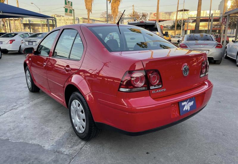 Volkswagen Jetta • 2015 • 30,000 km 10