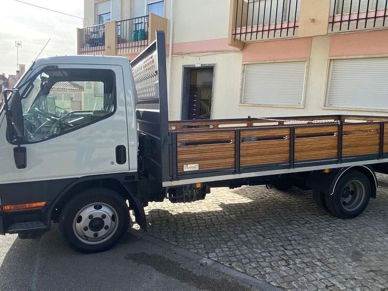 Mitsubishi Fuso canter • 1999 • 220,000 km 5