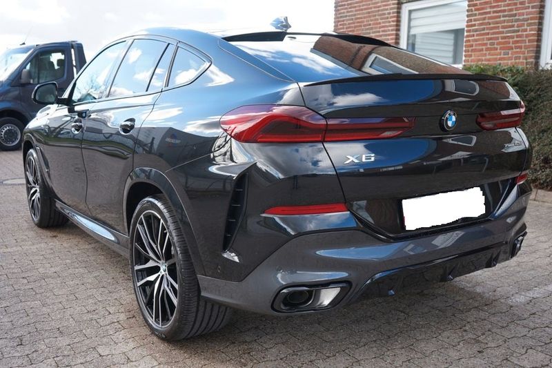 BMW X6 • 2023 • 38,000 km 2