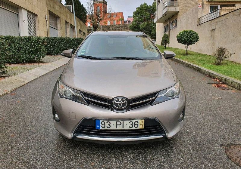 Toyota Auris • 2014 • 150,000 km 1