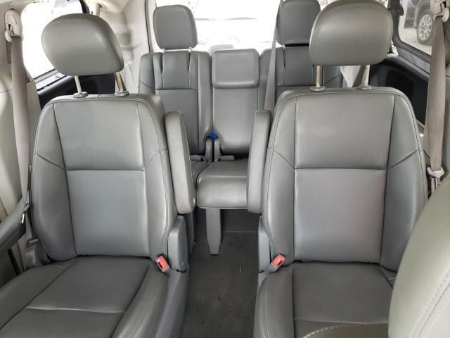 Volkswagen Routan • 2012 • 10,000 mi 6