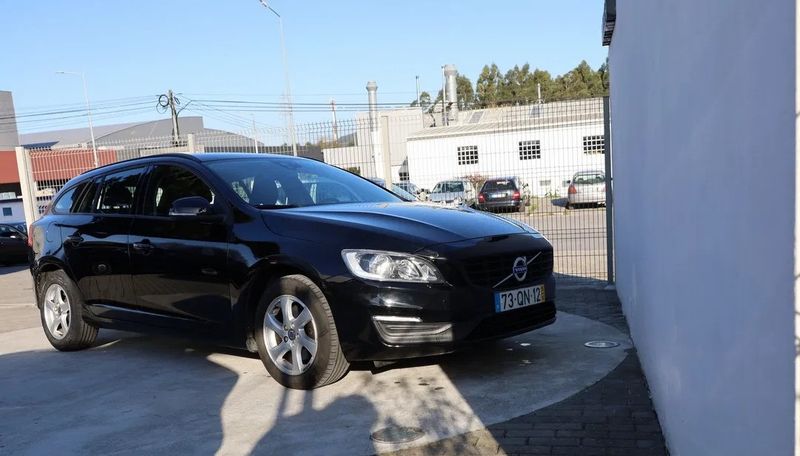 Volvo V60 • 2015 • 129,100 km 1